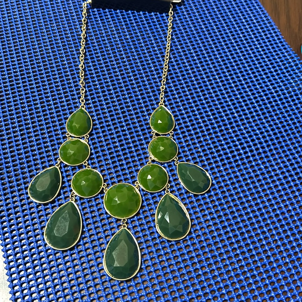 NWT JCPenneys Olive Green Acrylic Beaded Gold Tone Drop Front Statement Necklace